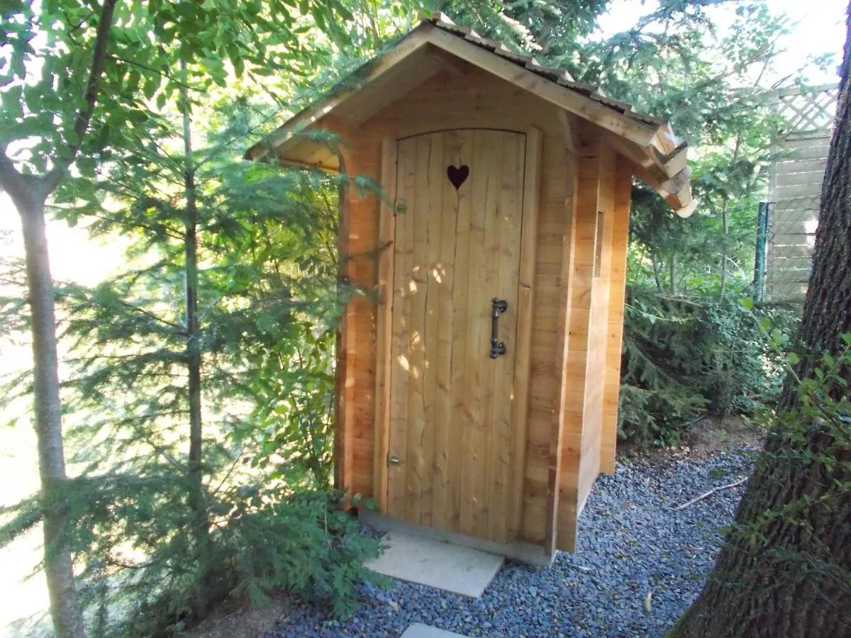 Baumhaus Wolfshoehle Fischach Dağ evi