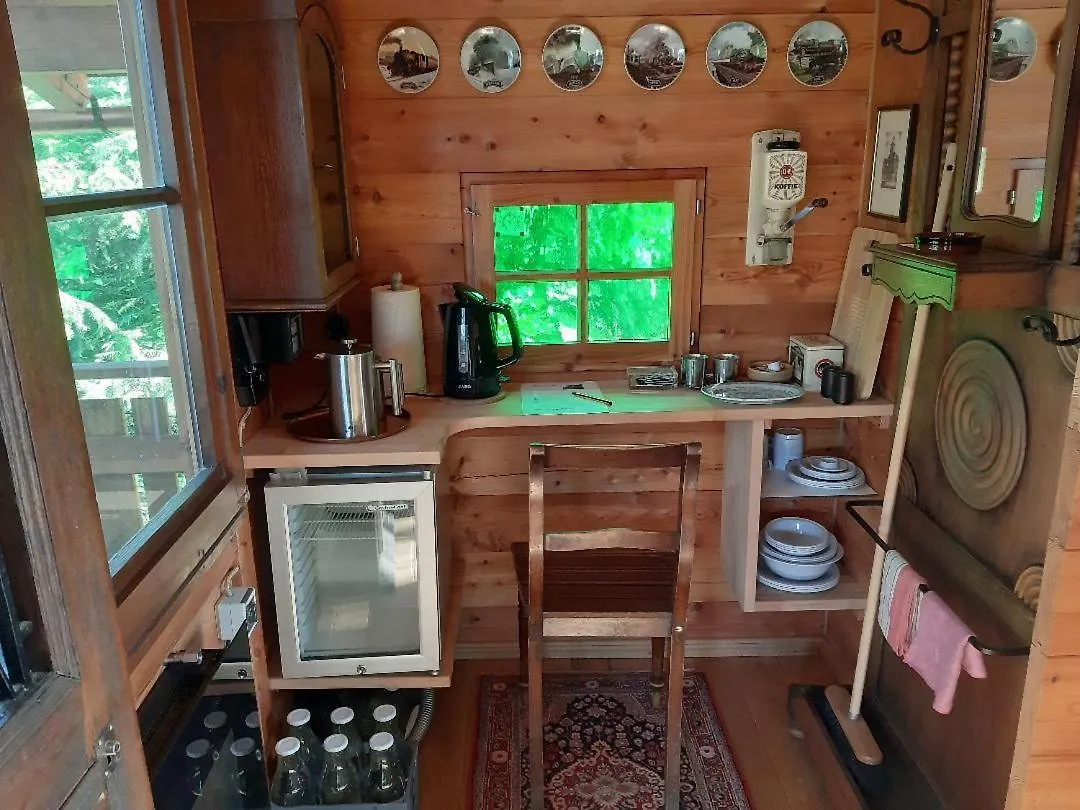 Baumhaus Wolfshoehle Fischach Almanya