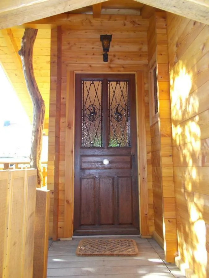 Baumhaus Wolfshoehle Fischach